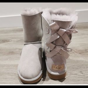 New UGG woman's Baily bow ll boots